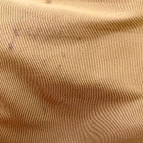 Valentino "Original" Verra Signature V-Logo Tote Retailed @$1,095 - Picture 10 of 13